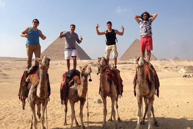 Taxi from the airport to The pyramids of Giza - What the $100 price means for your group