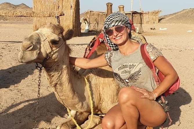The Super Desert Safari Jeep Tour from Hurghada - Dinner and the Sahara Park Evening Show