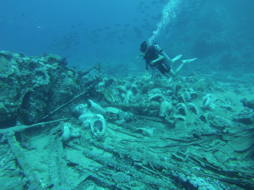 Tiran Island: Full-day Snorkeling, Diving Boat Trip - The boat ride and first briefing