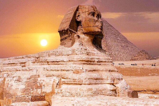 Top rated Giza Pyramids, Sphinx, Memphis and Saqqara Private Tour - Giza Pyramids: the grand opening