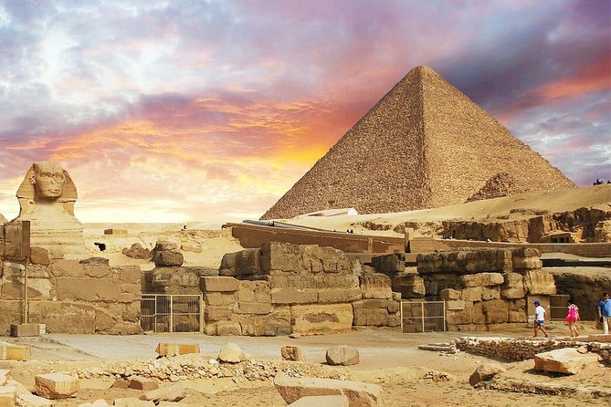 Tour to Giza Pyramids and The Egyptian Museum - Why a private Cairo day can be worth $155