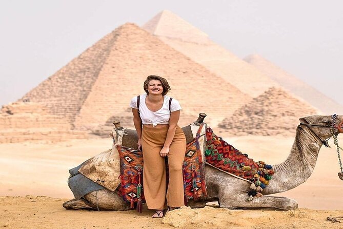 Tour to Pyramids and The Egyptian Museum - Sphinx and Valley Temple: smaller sites with big importance