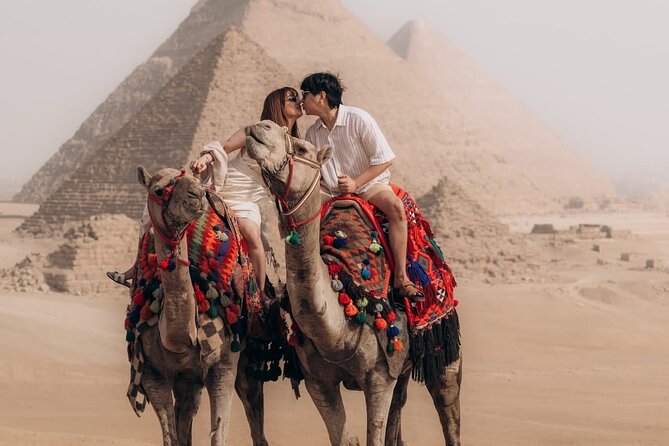 Tour to the Giza Pyramids,Sphinx,Egyptian Museum , Khan elKhalili - Lunch with a pyramid view