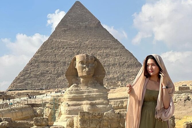 VIP Half Day Tour Giza Pyramids ,Great Sphinx and Cairo Food Tour - Private guides, drivers, and the human side of the tour