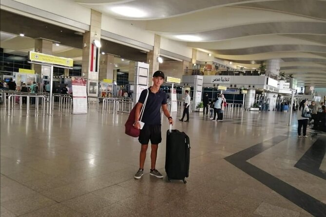 VIP Meet and Greet Private Hotel Transfer from Cairo Airport - Luggage help when your airline has caused trouble