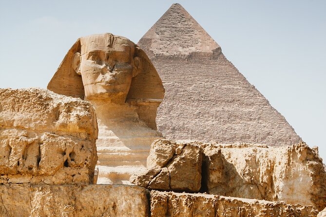 VIP tour Giza Pyramids, Camel Ride, sphinx & felucca Boat - Seeing Khufu, Khafre, and Menkaure