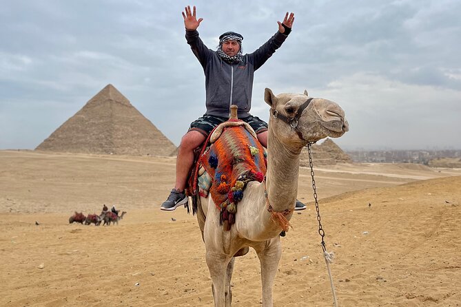Vip Tour Giza pyramids, sphinx with Camel Ride and Vip lunch - Timing, crowds, and the Friday problem