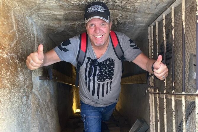 VIP Tour inside Giza Pyramids - The Queen’s Chamber and the restoration backup