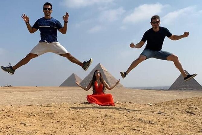 Vip Tour to Giza pyramids, Sphinx , Egyptian museum , Bazaar - What the day feels like in practice