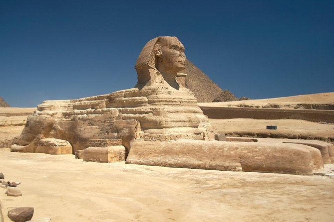visit the pyramids of Giza + the necropolis of Saqqara + the Memphis site. - Booking, cancellation, and simple planning advice